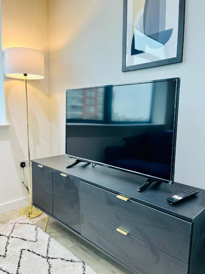 Stylish Studio Apartment Near To Old Trafford Stadium Manchester Extérieur photo