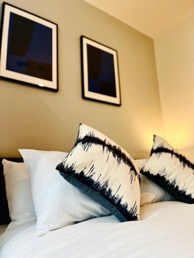 Stylish Studio Apartment Near To Old Trafford Stadium Manchester Extérieur photo
